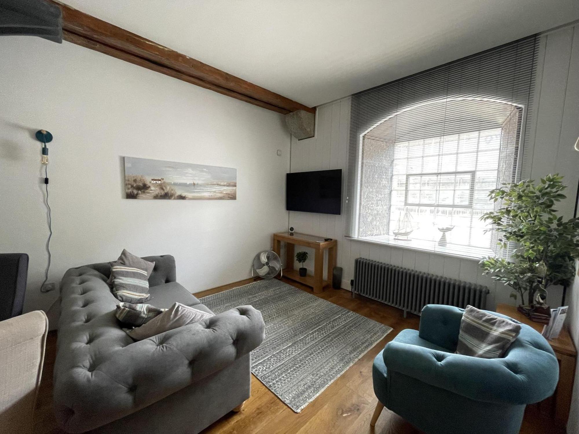 Cozy Coastal Apartment プリマス エクステリア 写真